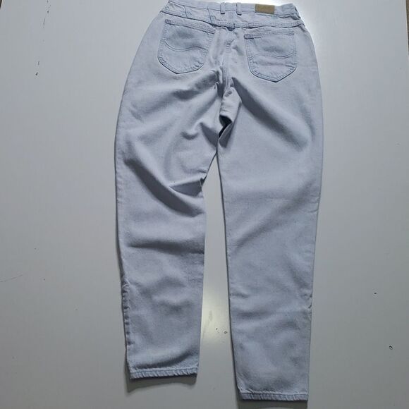 Vintage Lee High waisted Light washed MOM Jeans - Picture 4 of 11
